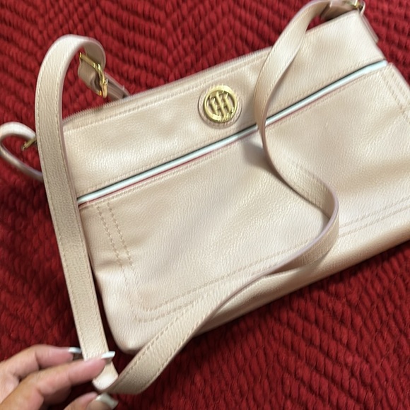 Tommy Hilfiger little Carrie bag - Picture 6 of 8